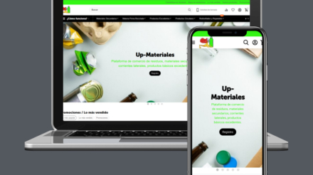 Webapp responsiva mostrada en laptop y celular.